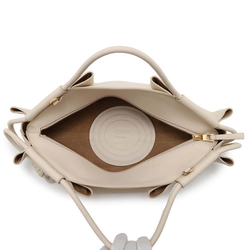 Loewe Paseo Calfskin Handbag Ivory White Bag - Picture 6 of 11